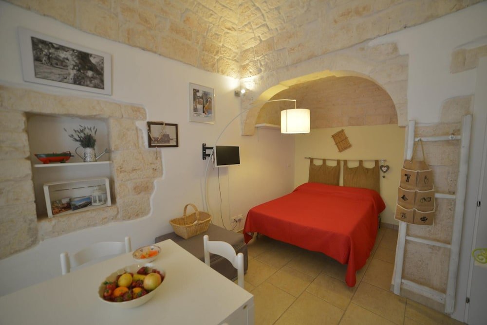 Фото Apartment With 2 Bedrooms in Ostuni, With Wonderful sea View, Furnished Terrace and Wifi Near the Beach