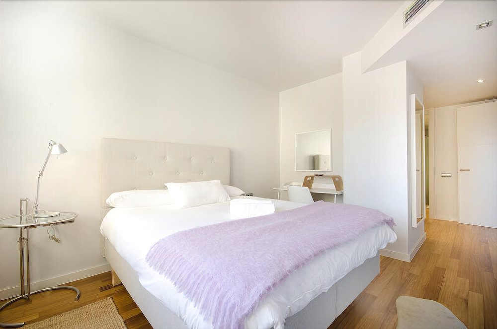Фото You Stylish Paseo De Gracia 2