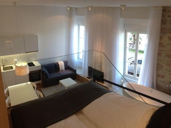 Фото The Bridge Luxury Apartments