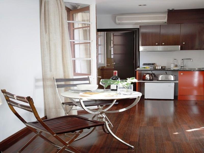 Фото AinB Gothic-Jaume I Apartments