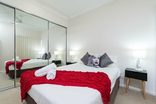 Гостиница Cairns City Apartments в Кэрнсе