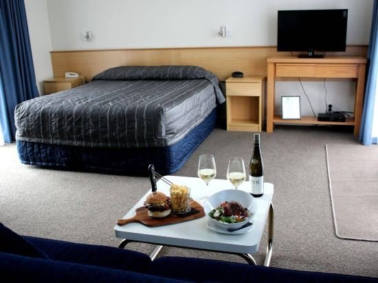 Фото Carnmore Hagley Park