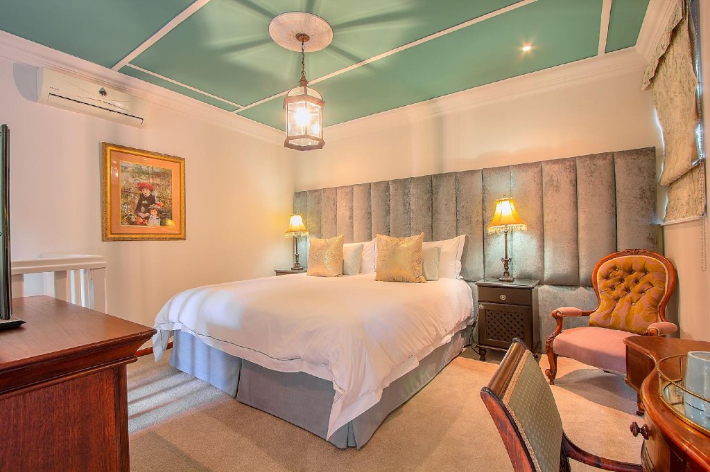 Фото The Exclusive Guest House