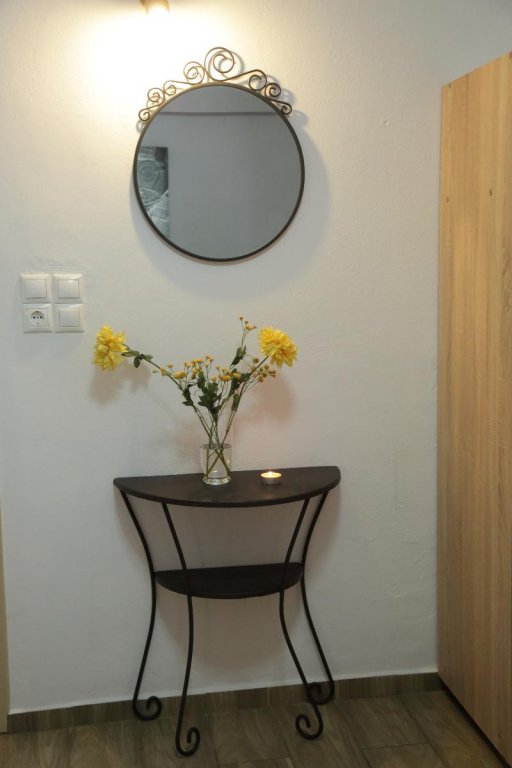 Фото Happy Days Studios