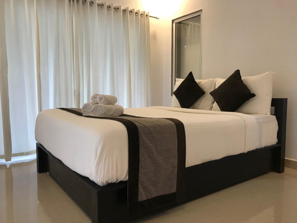 Фото Aaria Hills