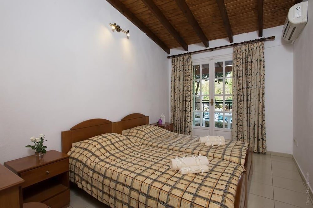 Фото Philippos Apartments