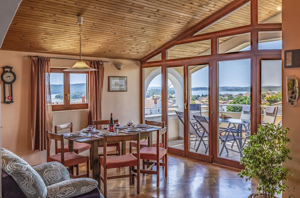 Фото Apartments Lorencin