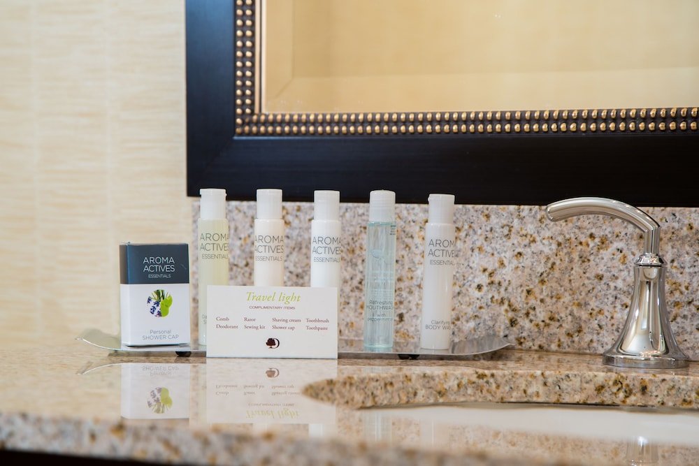 Фото DoubleTree by Hilton Hotel Modesto