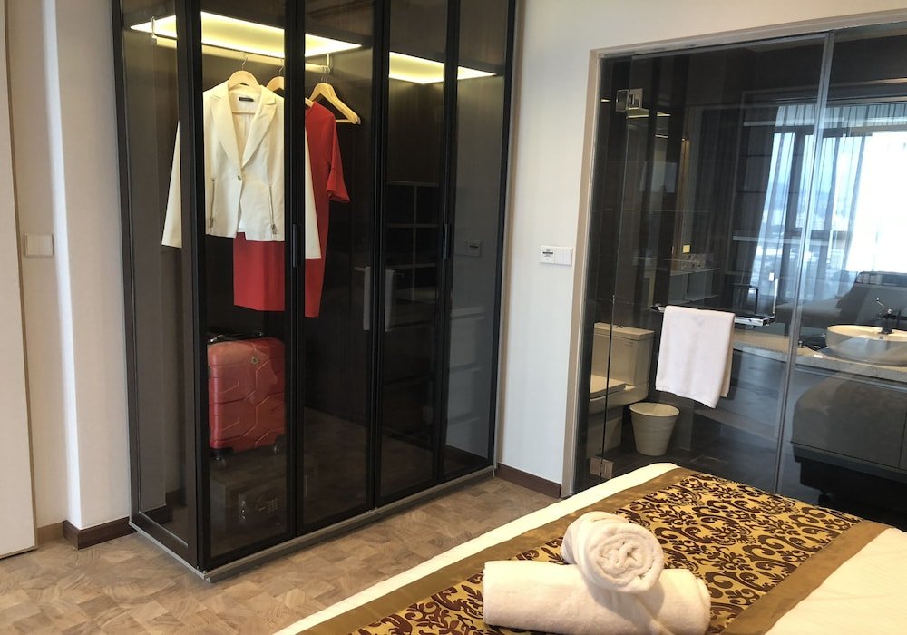 Фото Expressionz Professional Suites by Eh Homestay