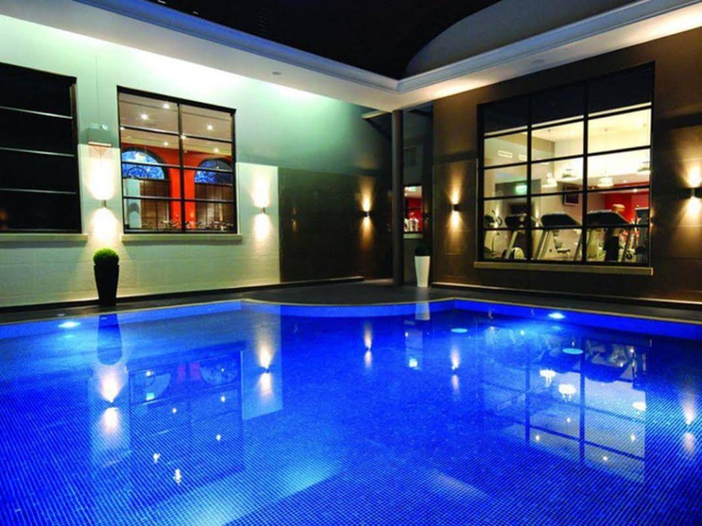 Фото Oulton Hall Hotel, SPA & Golf Resort