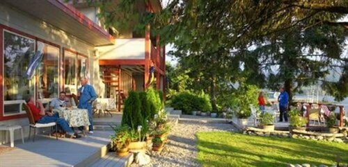Внешний вид отеля Black Bear Inn в Бороу Кетчикан-Гейтвее, фото 1