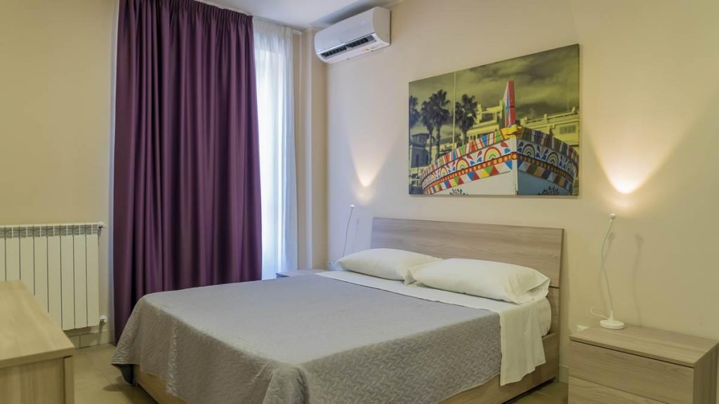 Фото Residence Palazzo dei Delfini