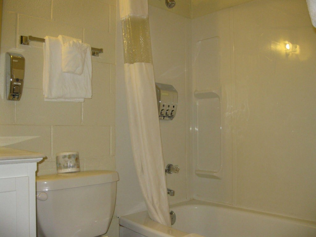 Фото Mountain Hound Inn