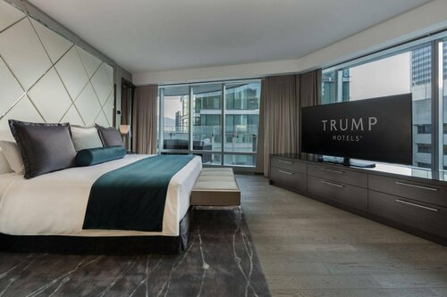 Гостиница Trump International Hotel & Tower Vancouver в Ванкувере