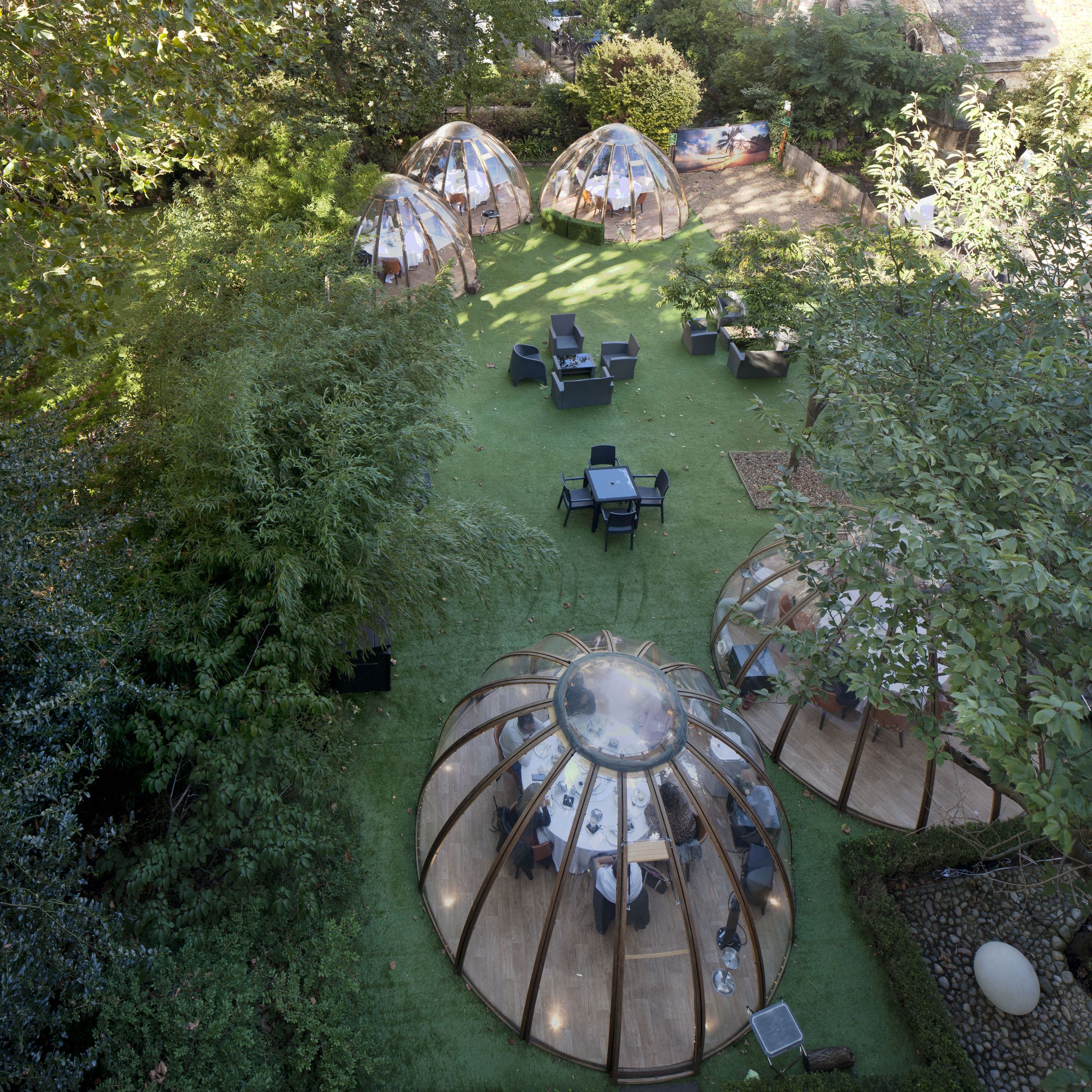 Фото DoubleTree by Hilton London Kensington