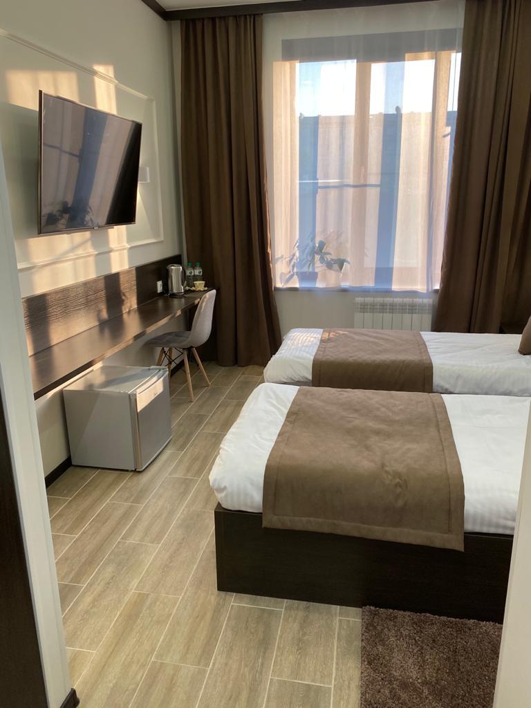 Фото Holiday Hotel