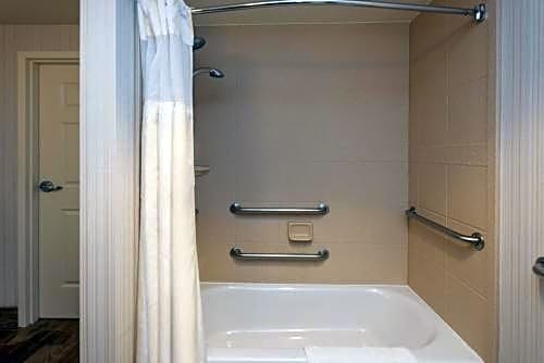 Фото Hilton Garden Inn Salt Lake City Airport