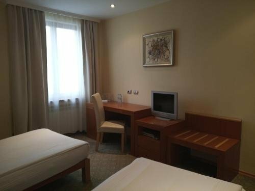 Гостиница Hotel Park Central в Сливене