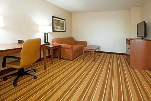 Гостиница Holiday Inn Express Hotel & Suites Los Alamos, an Ihg Hotel в Лос-Аламос