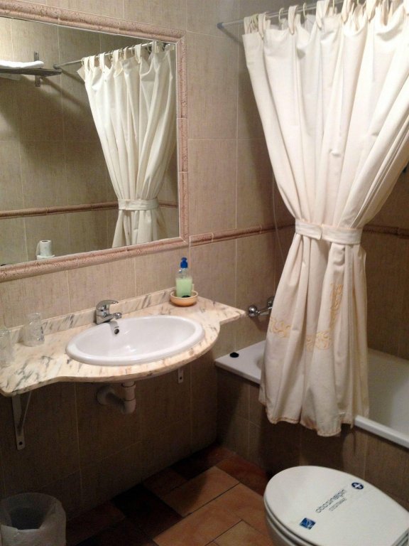 Фото Hotel Cervantes