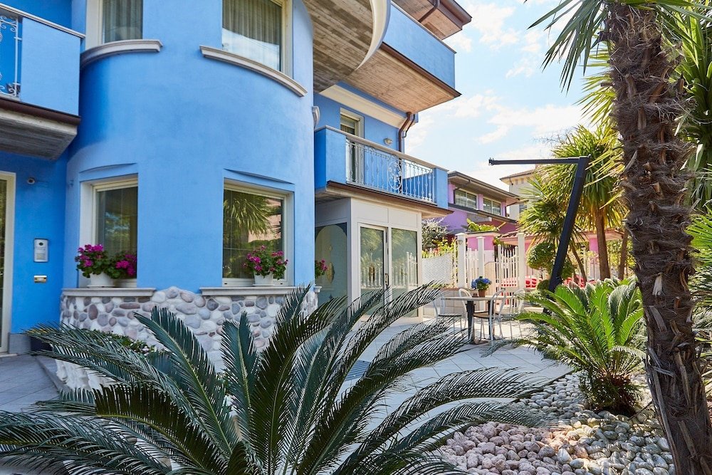 Фото Villa Lilla