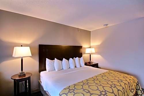 Фото Baymont by Wyndham Madison West/Middleton Wi West