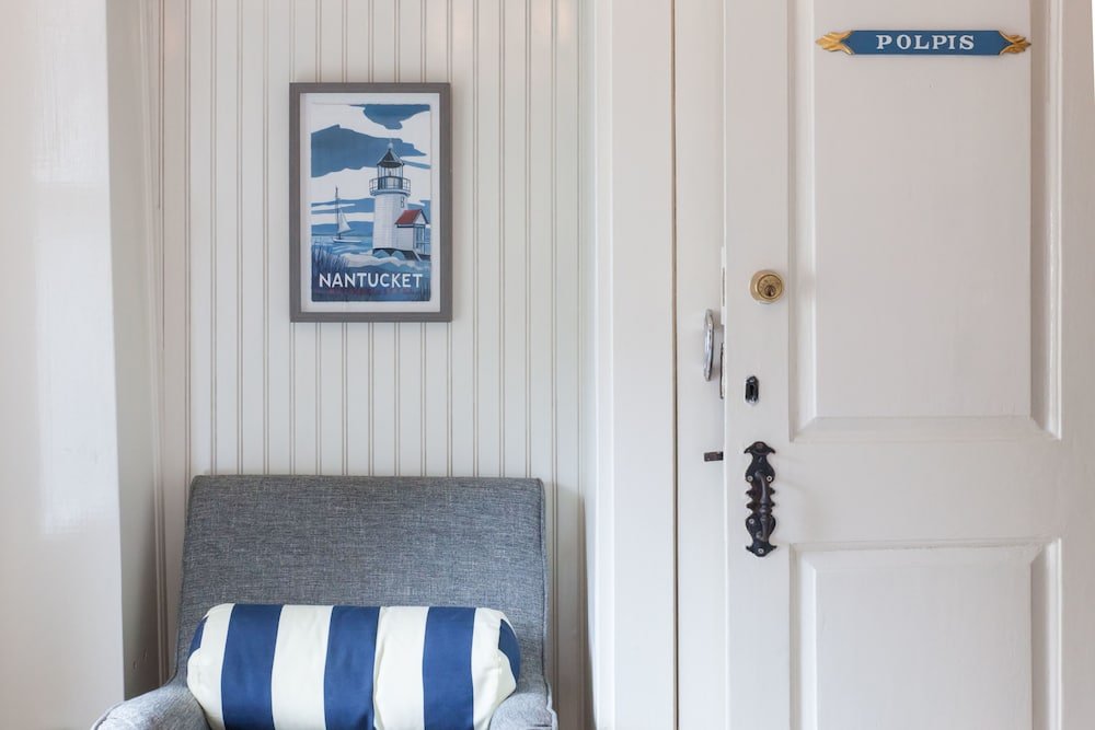 Фото Carlisle House Inn