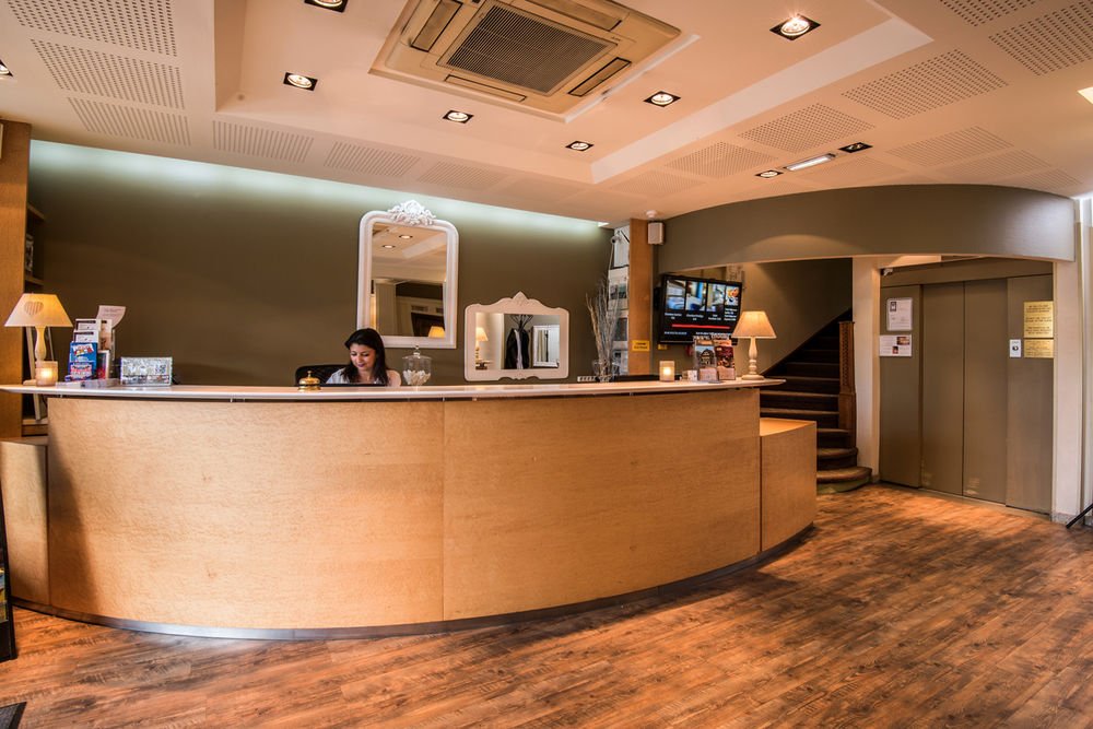 Фото Le Bristol Strasbourg Centre Gare