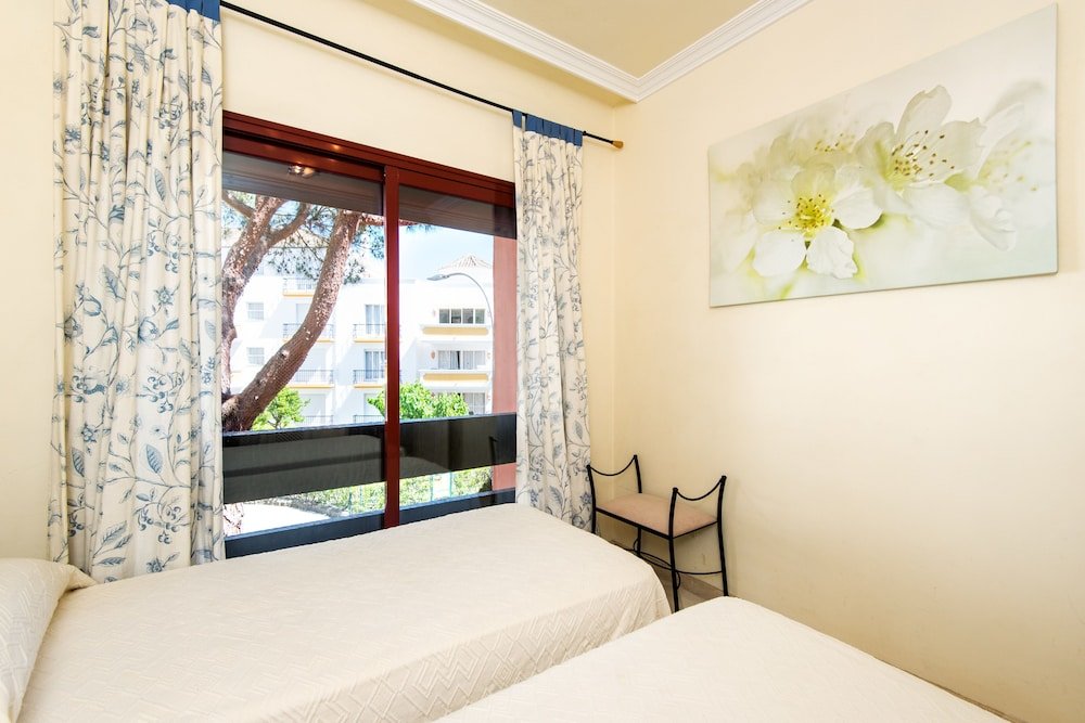 Фото Marbella Beach Resort at Club Playa Real