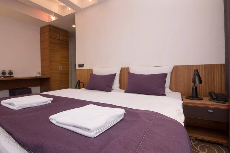 Фото Hecco Deluxe Hotel