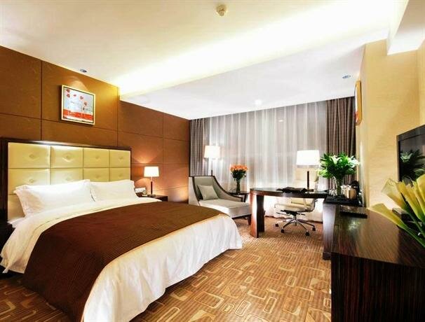 Гостиница Yulong International Hotel в Сиане