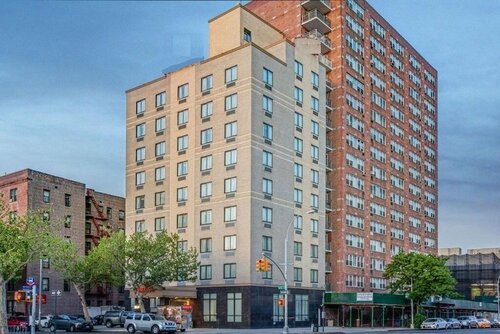 Гостиница Hillcrest Hotel Near Jfk Air Train в Нью-Йорке