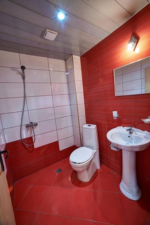 Фото Hotel Izvora