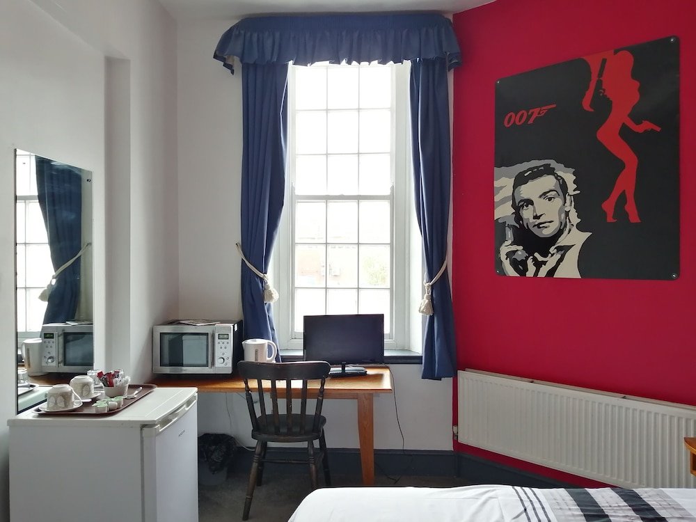 Фото отеля 2