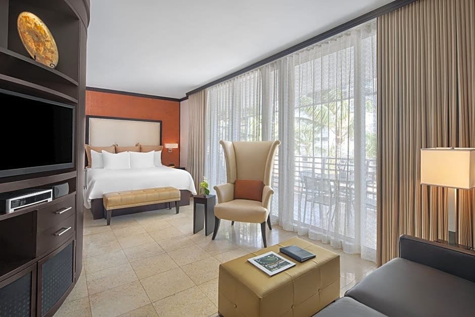 Фото Crowne Plaza South Beach - Z Ocean Hotel