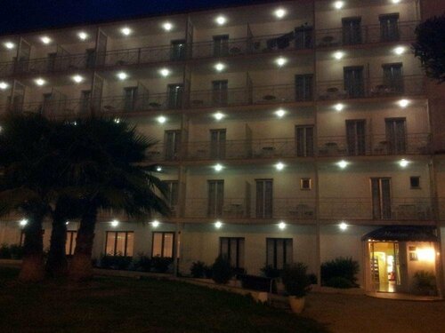Гостиница Hotel Marina Tossa в Тосса-де-Маре