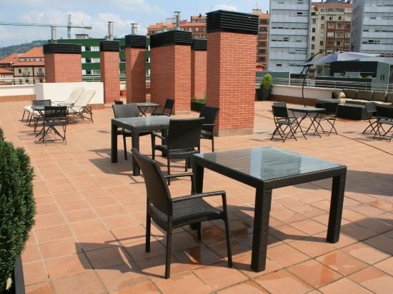 Фото Bilbao Apartamentos Atxuri