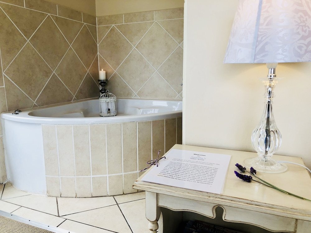 Фото Sandra's Guest House