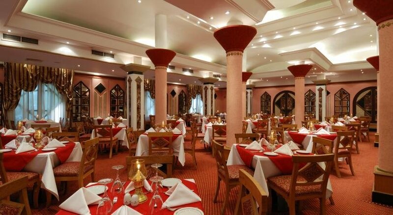 Гостиница The Oasis Hotel Pyramids