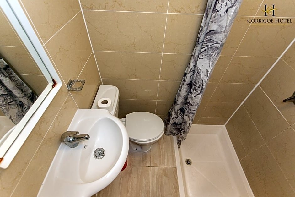 Фото Corbigoe Hotel