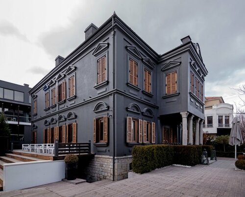 Гостиница Life Gallery Hotel в Корче