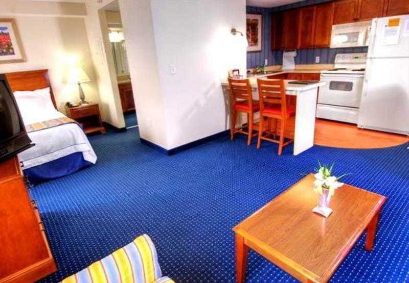 Фото Residence Inn by Marriott Norfolk Airport