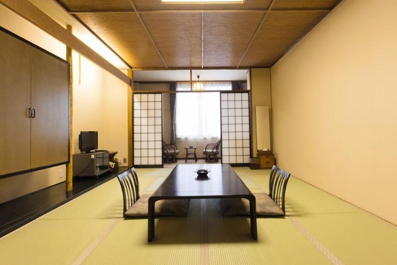 Фото Kochi Sunrise Hotel