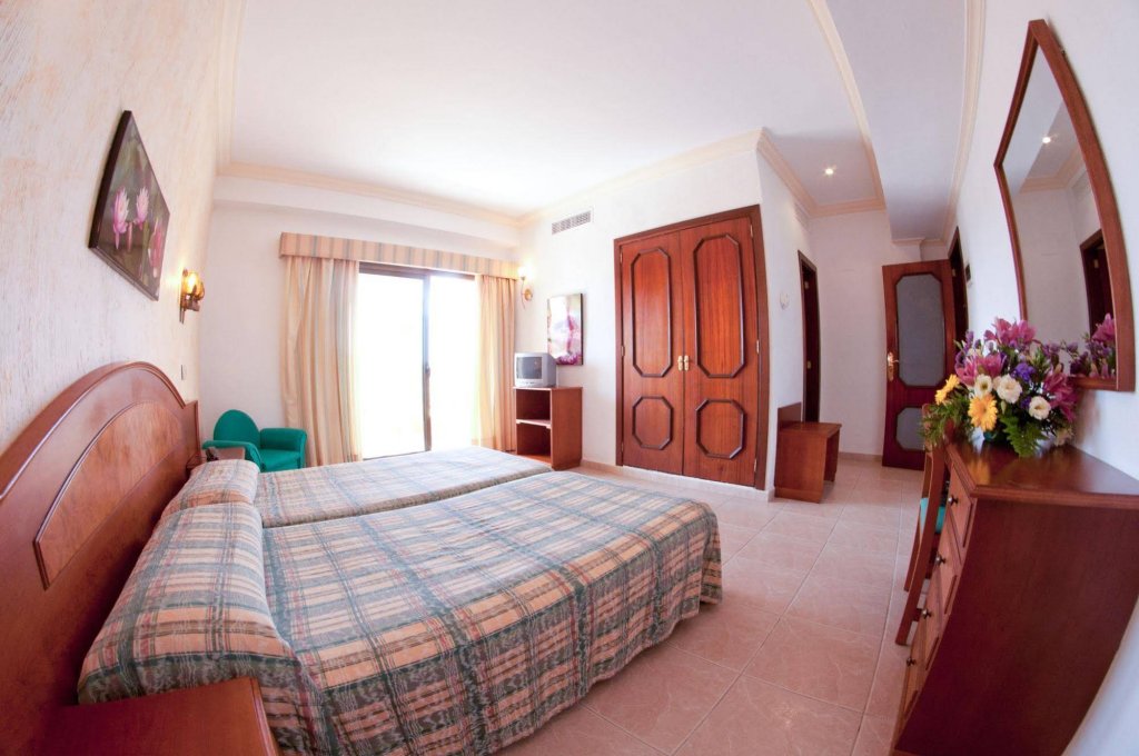 Фото Hotel Baviera