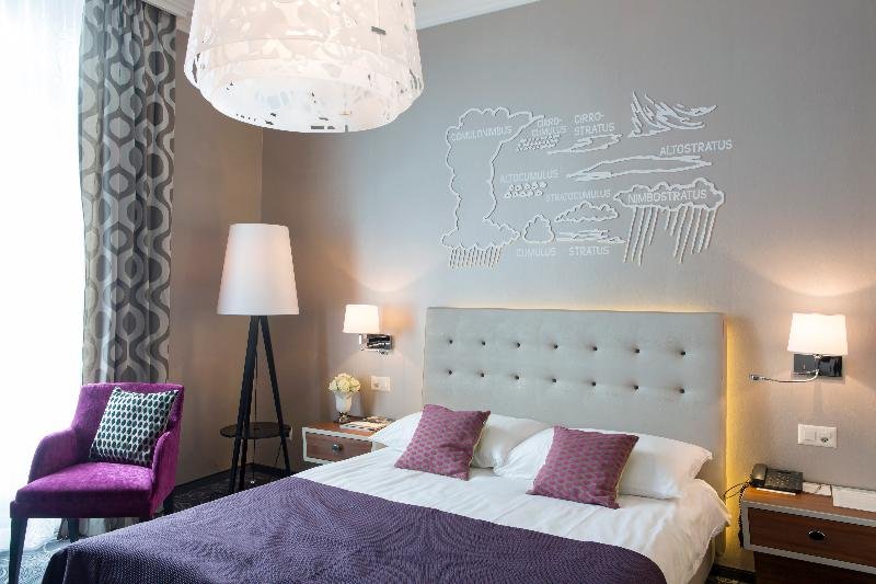 Фото Hotel Schweizerhof Luzern