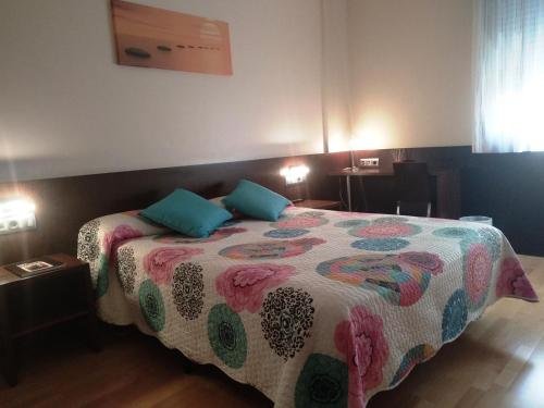 Фото Hostal Nirvana