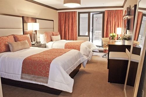 Фото The Pearl Hotel