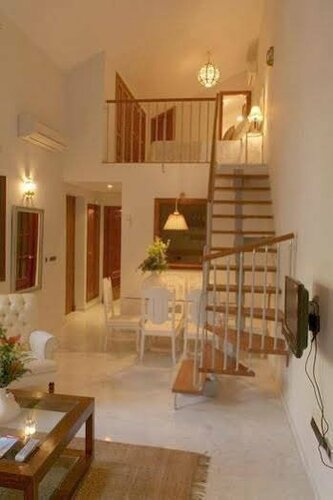 Гостиница Apartamentos Singular Pilatos в Севилье