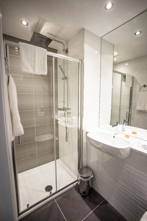 Фото Mornington Hotel London Victoria