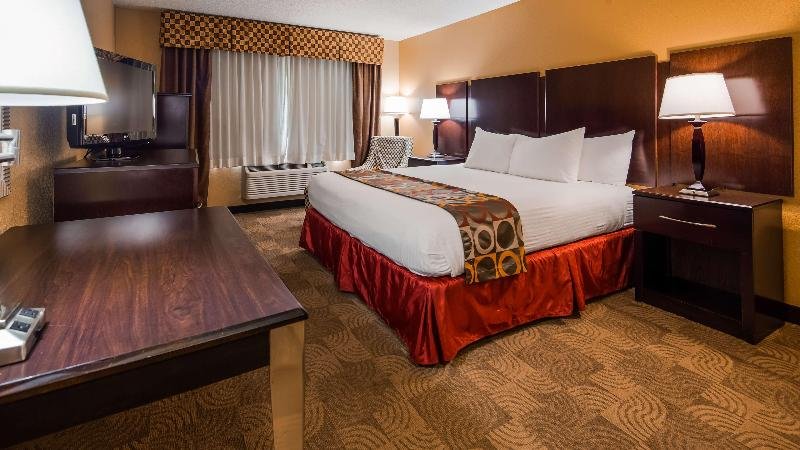 Фото Best Western Gwinnett Center Hotel